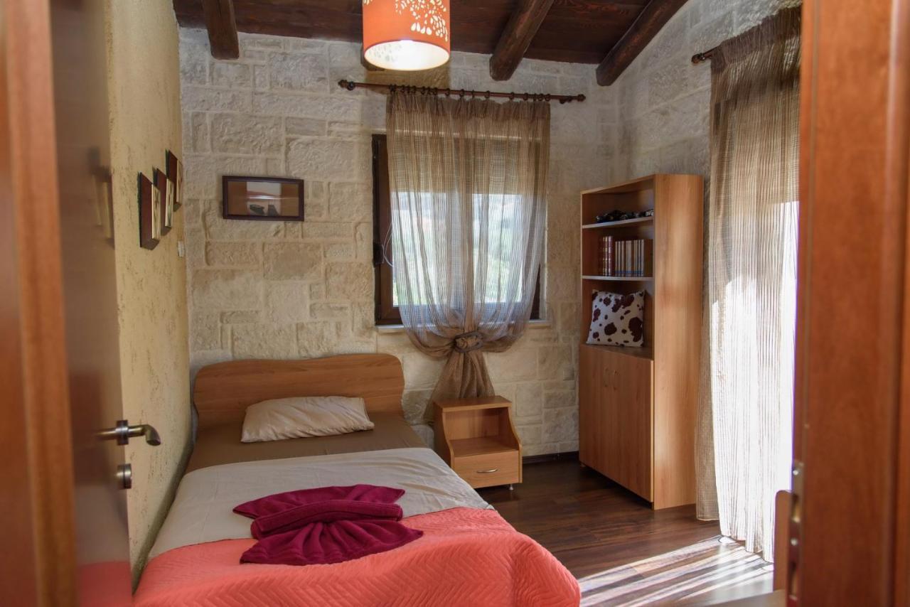 Traditional Stonehouse Vicky Hersonissos (Crete) Exterior photo