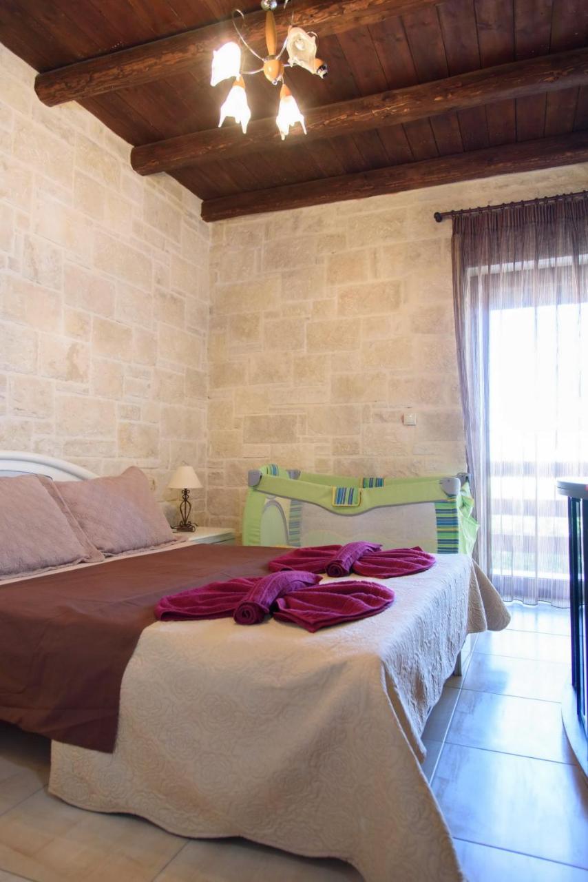 Traditional Stonehouse Vicky Hersonissos (Crete) Exterior photo