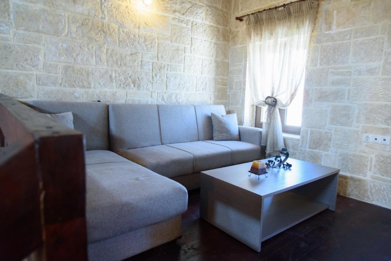 Traditional Stonehouse Vicky Hersonissos (Crete) Exterior photo